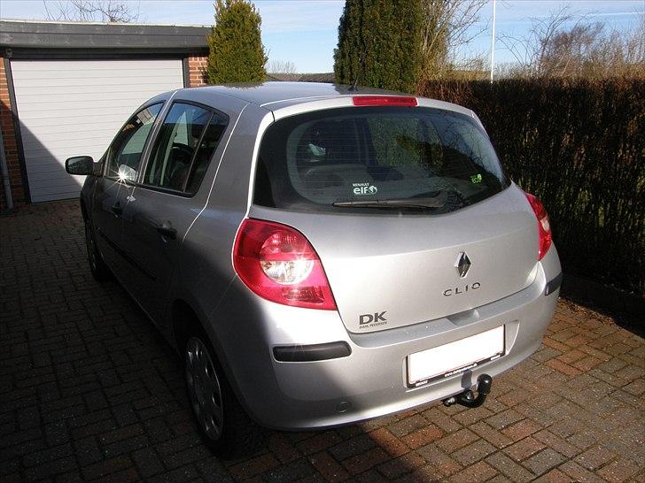 Renault Clio III 1.5 DcI 70 *SOLGT* billede 3