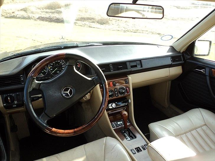 Mercedes Benz w124 billede 10