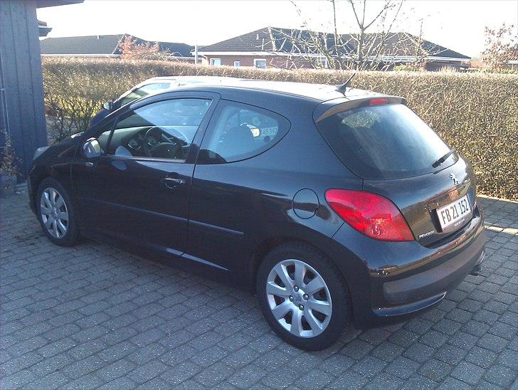 Peugeot 207(SOLGT) billede 7