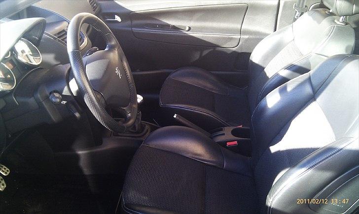 Peugeot 207 Hdi GT billede 7