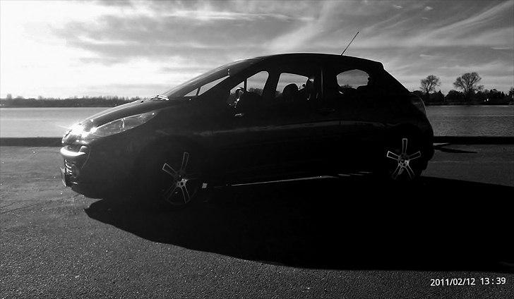 Peugeot 207 Hdi GT billede 10