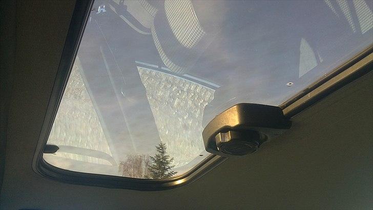 BMW 320i væk billede 9