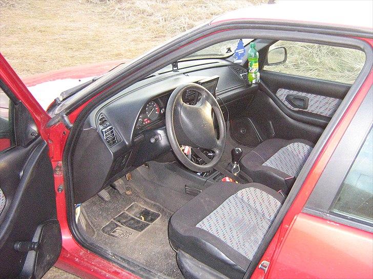 Peugeot 306 1,4i Style(byttet) - dejlige formstøbte sæder.. billede 9