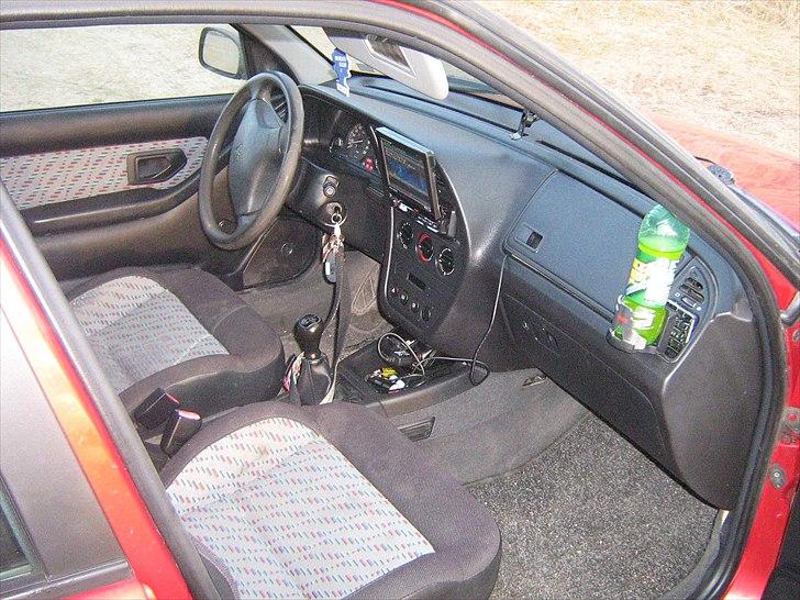 Peugeot 306 1,4i Style(byttet) - dejlige formstøbte sæder.. billede 11