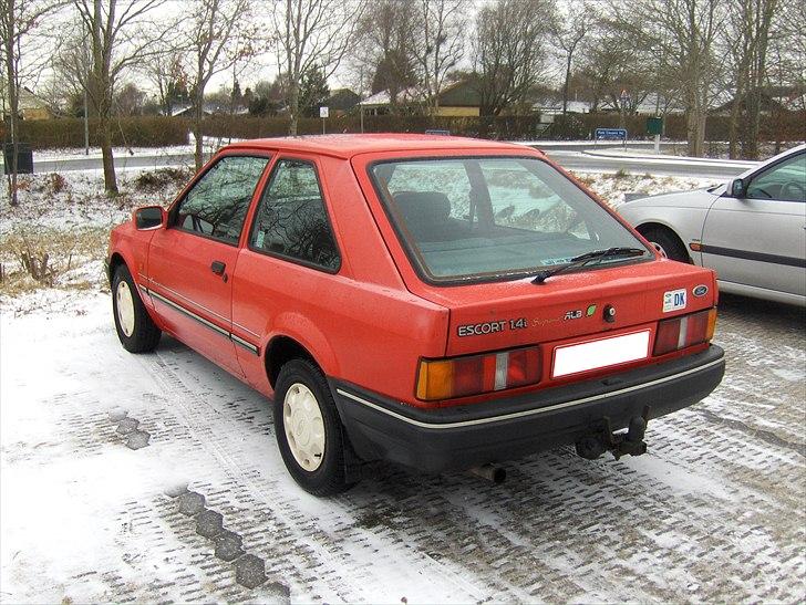 Ford Escort 1,4i billede 4