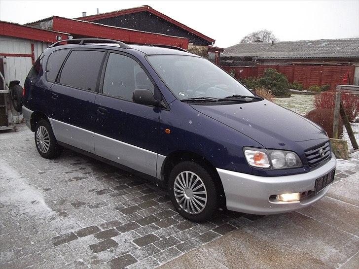 Toyota Sportsvan, Picnic billede 1