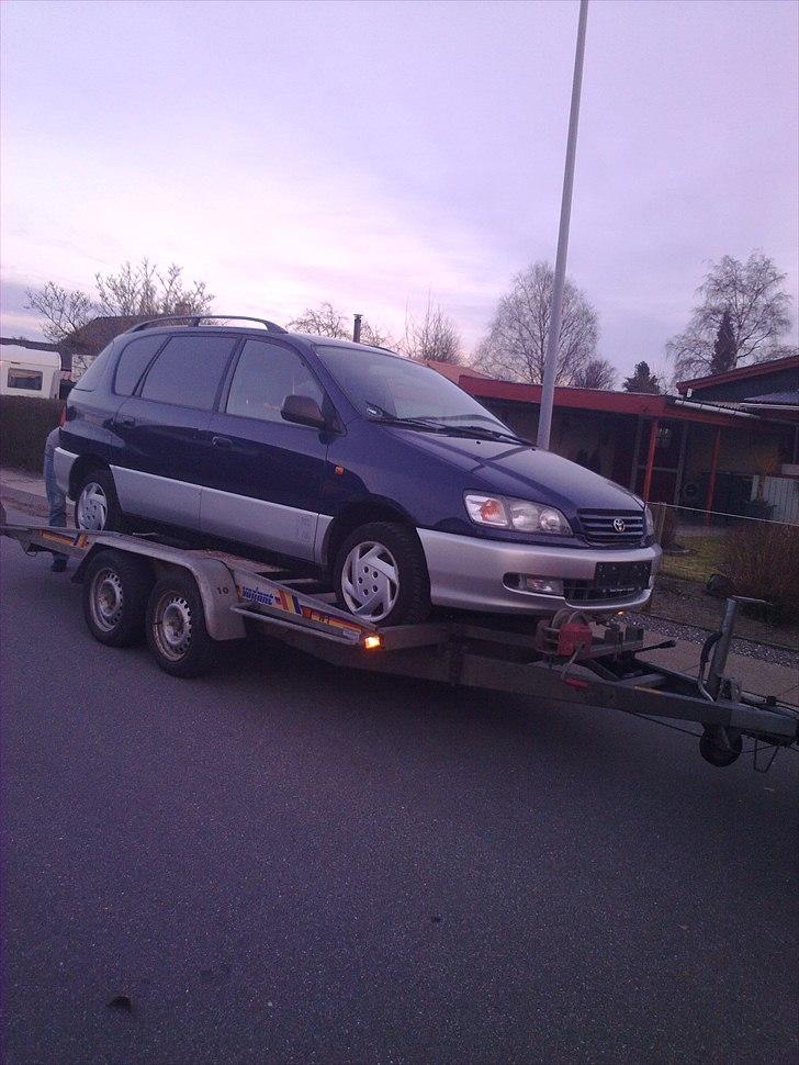 Toyota Sportsvan, Picnic billede 3