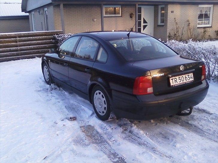 VW Passat TDI 3B *SOLGT* - Lige da jeg havde hentet den. billede 13