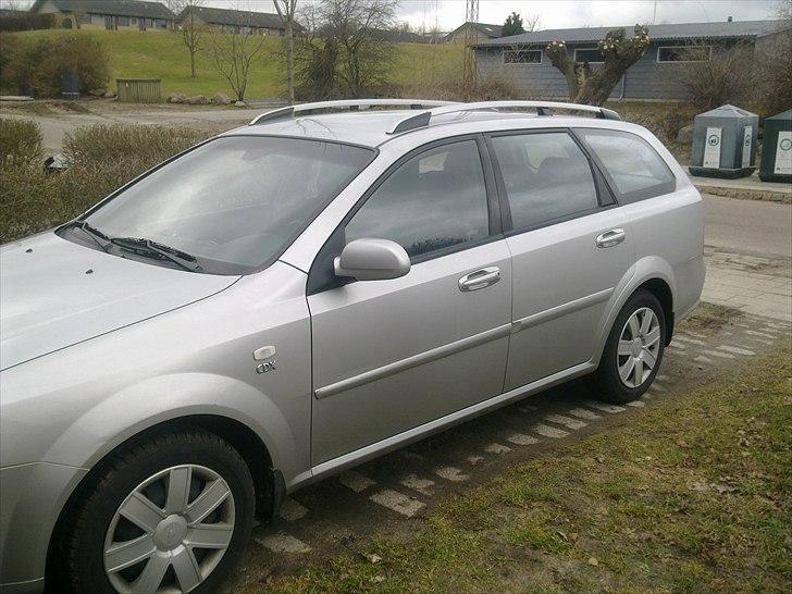 Chevrolet Nubira billede 1