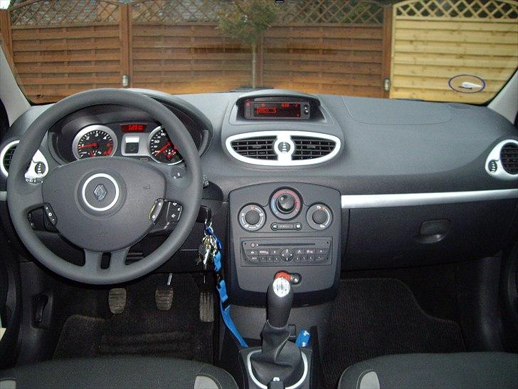 Renault Clio III 1,5 DCI ECO 2 BYTTET billede 11