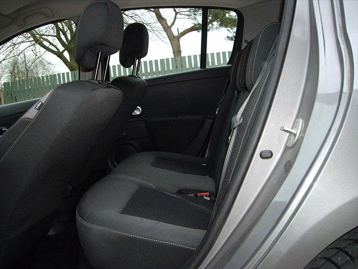 Renault Clio III 1,5 DCI ECO 2 BYTTET billede 13