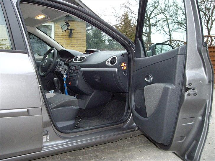 Renault Clio III 1,5 DCI ECO 2 BYTTET billede 16