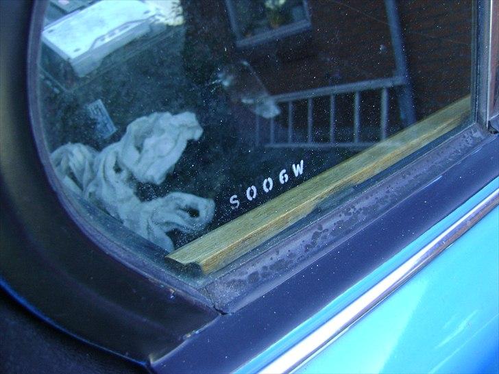 Triumph Dolomite Sprint - Til nørderne, nummeret på bilens originale nummerplade. Kan googles. billede 7