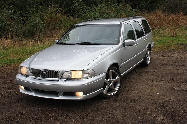 Volvo V70R billede 1