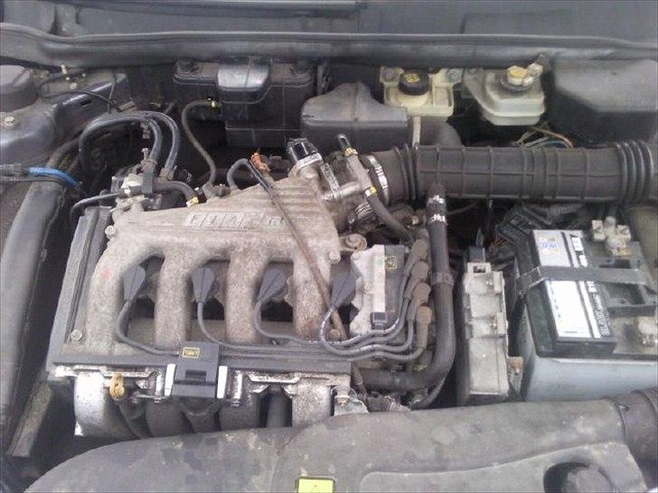 Fiat bravo 1,6 sx 16v er solgt - ja den ser jo meget fornuftig ud standart 1,6 16v billede 4