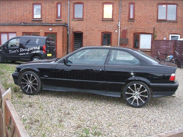 BMW e36 320i coupe SOLGT billede 5