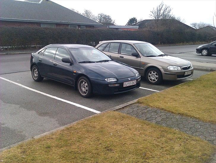 Mazda 323 F GLX 5d (BA) billede 8