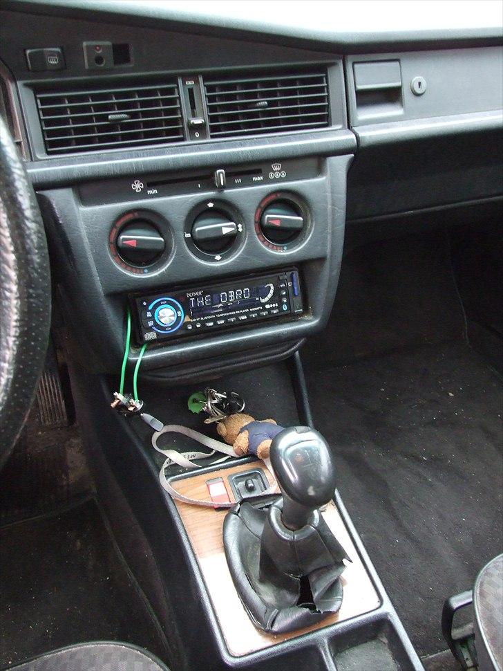 Mercedes Benz 190 D solgt billede 10