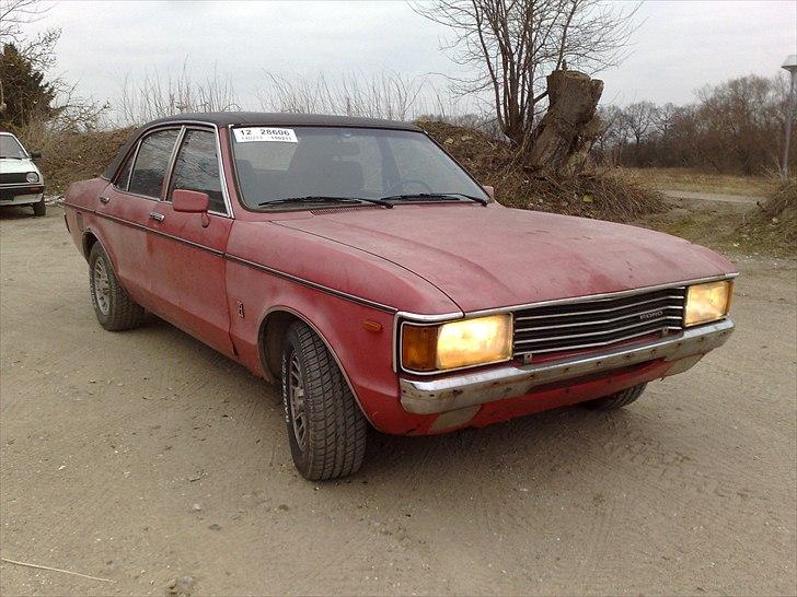 Ford Granada 2,3 I V6 Aut.....(SOLGT) billede 4