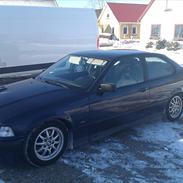 BMW 316i Compact "Solgt"