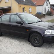 Honda civic 1,4 is **solgt**