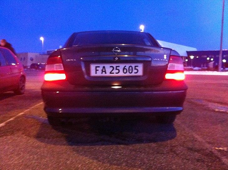 Opel Vectra B 2.5 V6 billede 7