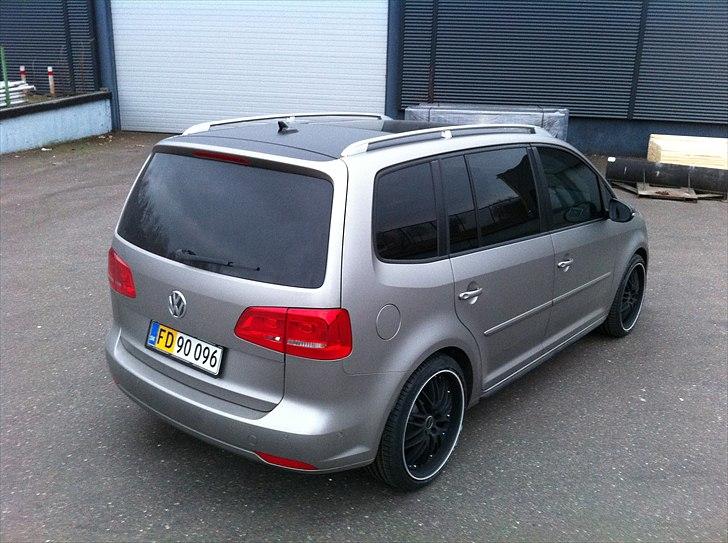 VW Touran (SOLGT 31/10/2011) billede 15