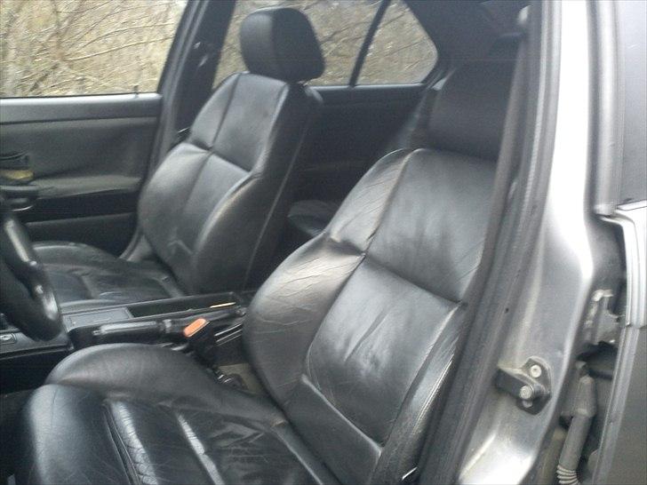 BMW 320i solgt billede 2