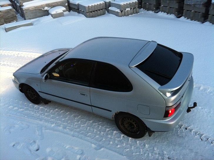 Toyota Corolla E10 billede 1