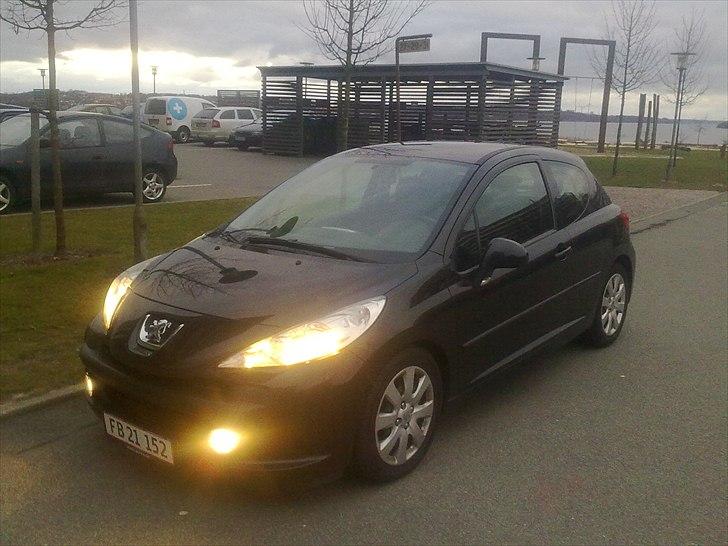 Peugeot 207(SOLGT) billede 11