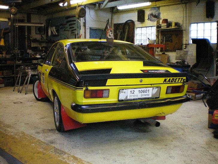 Opel kadett coupe gte billede 4