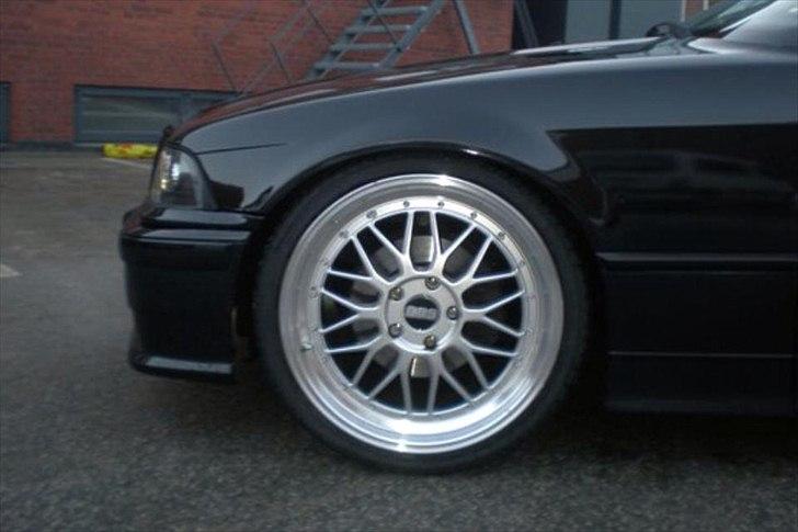 BMW 320i coupé (solgt) billede 5