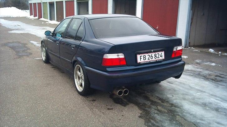 BMW 320I billede 5