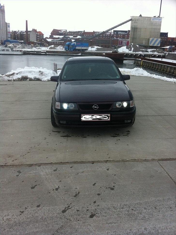Opel Vecta A byttet billede 1