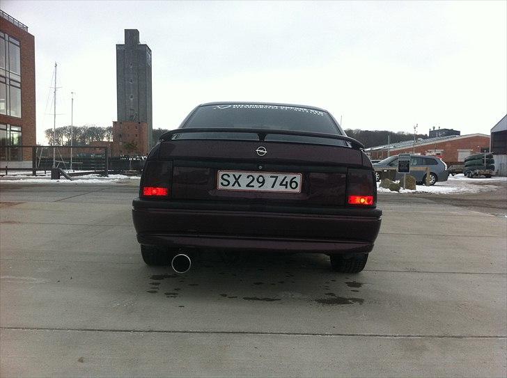 Opel Vecta A byttet billede 5