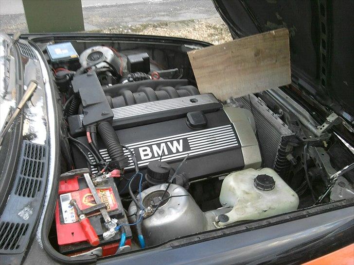 BMW 320I E30  Touring billede 3