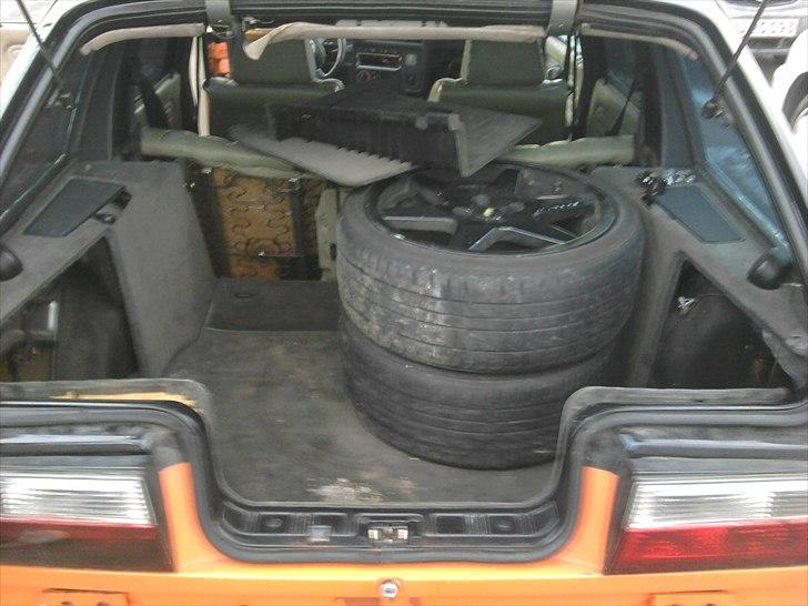 BMW 320I E30  Touring billede 5