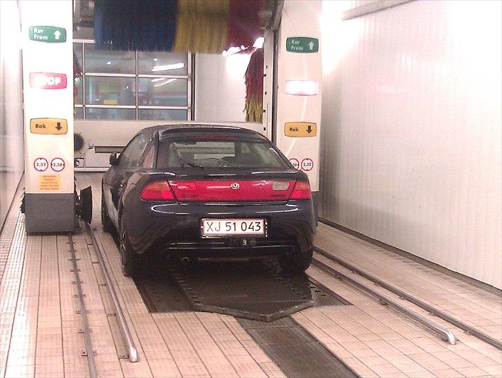 Mazda 323 F GLX 5d (BA) billede 11