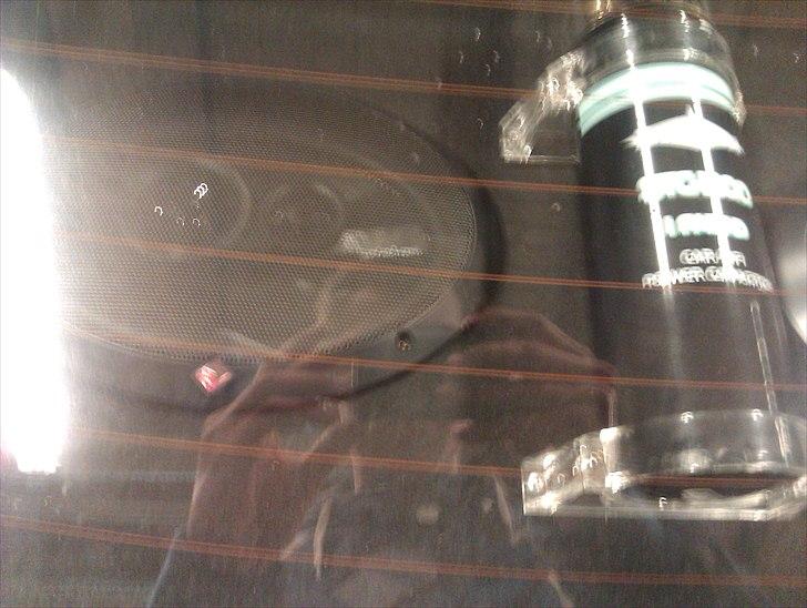 Mazda 323 F GLX 5d (BA) - Rockford Fosgate :) billede 12