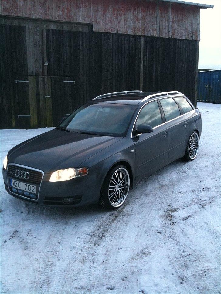 Audi A4 2.0TFSI Tript Quattro billede 1