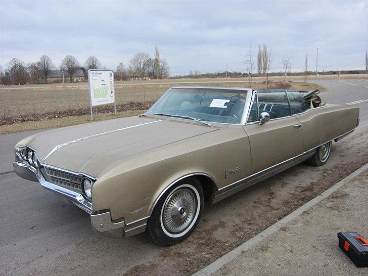 Oldsmobile 98 Convertible billede 5