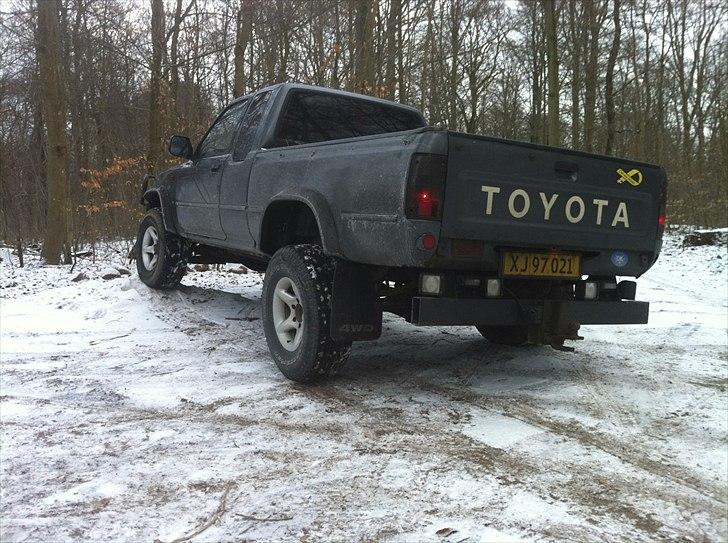 Toyota HiLux *SOLGT* billede 16