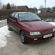 Peugeot 405 2,0i ( skrottet)