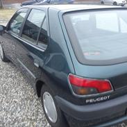 Peugeot 306 1,6i XR 