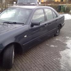 Mercedes Benz e220d (tidl. bil