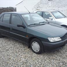 Peugeot 306 1,6i XR 