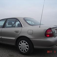 Hyundai Sonata GLSI Solgt