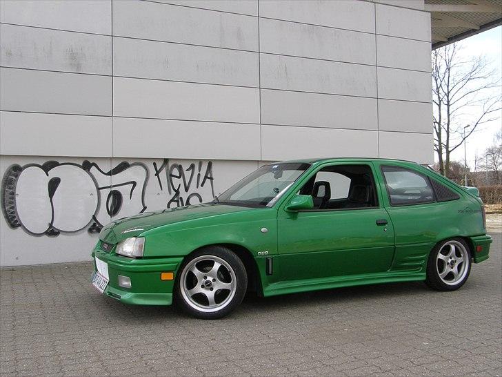 Opel kadett e billede 9