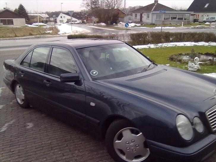 Mercedes Benz e220d (tidl. bil billede 5