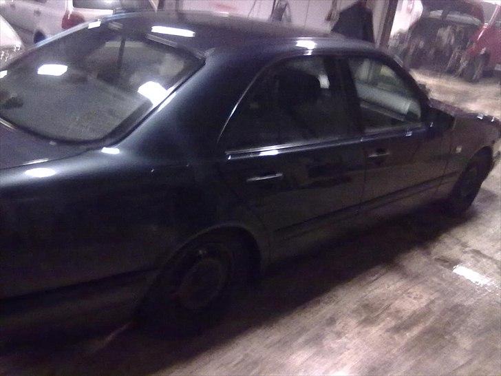 Mercedes Benz e220d (tidl. bil billede 7